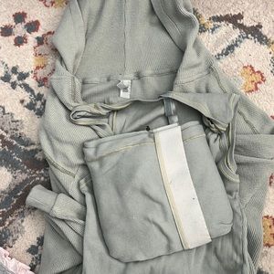 SKIMS thermal set - L